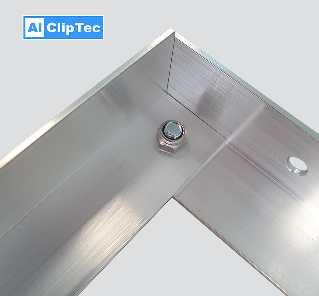 Solarhalterung-Verschraubung