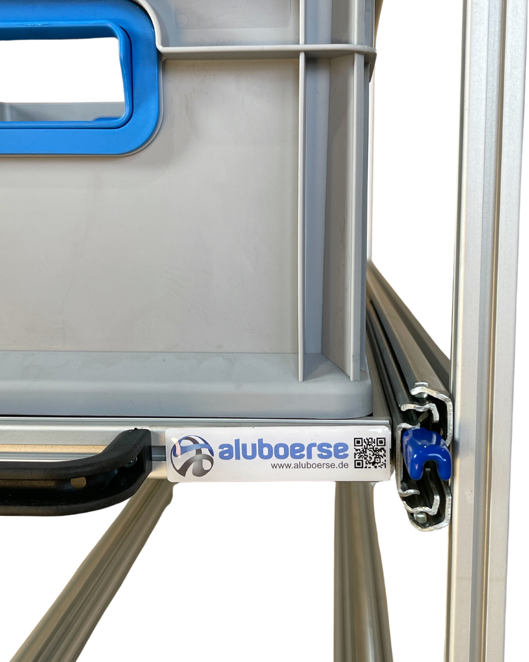 Heckauszug-Regal für Euroboxen – 3 Ebenen | 1205×385/485×760 mm