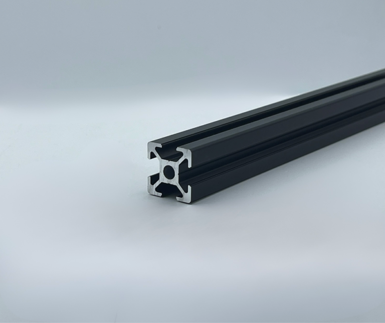 Aluminiumprofil 20x20 Nut 6 B-Typ schwarz eloxiert mit Zuschnitt nach Maß